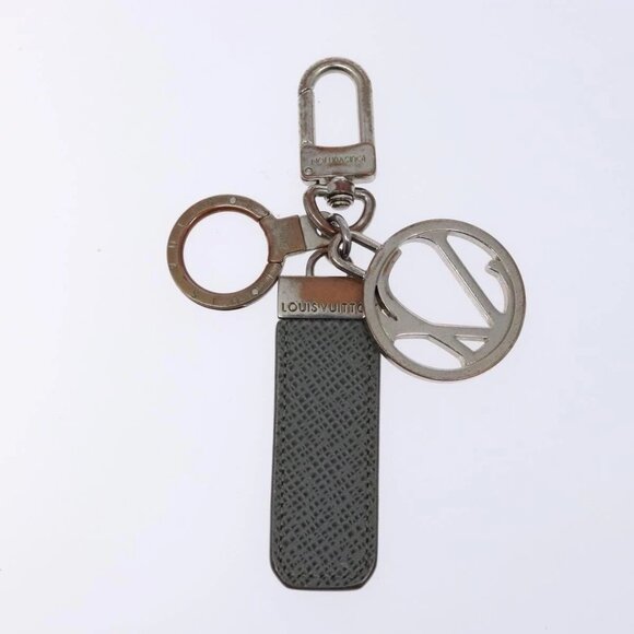 LOUIS VUITTON Taiga Porte Cles Neo LV Club Charm Gray - Picture 2 of 12